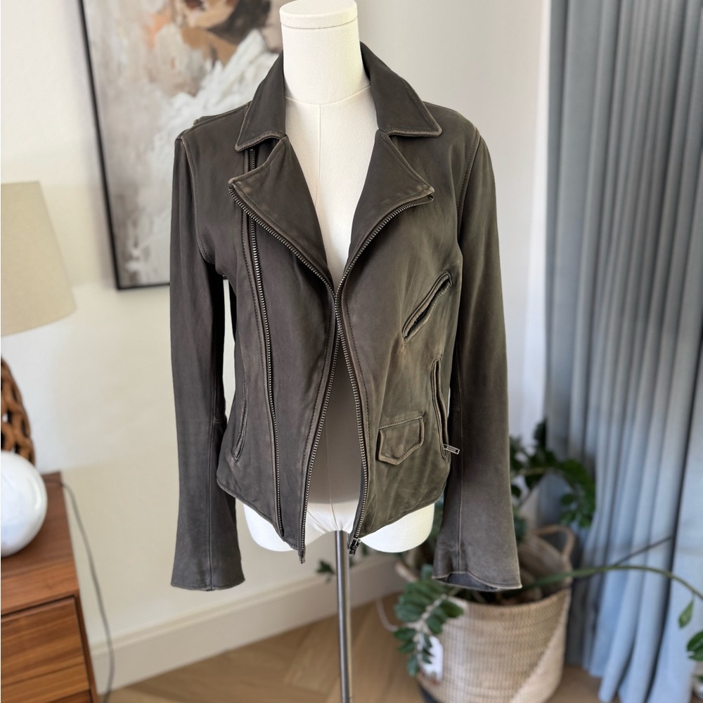 Women's Classic Leather Jacket